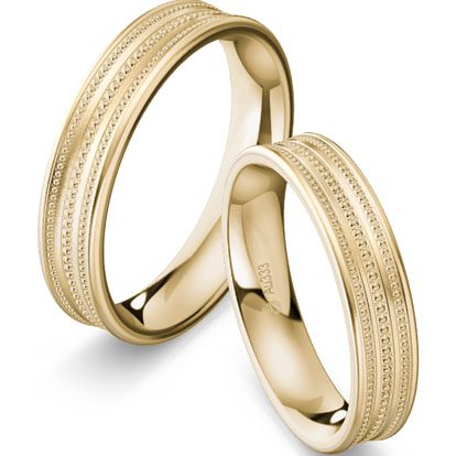 trauringspezialisten-trauringe-eheringe-gelbgold-ausgefallen-FP-U8XF-QJON